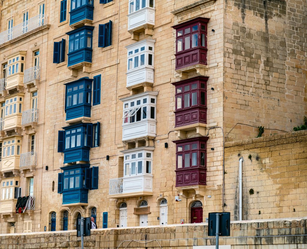 Façades typiques de la capitale de Malte